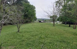 2 Wildwood Lake Drive, Huntsville, TX 77340