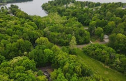 40 Oriole Dr, Eddyville, KY 42038