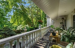 6 Hickory Dr, Chester Twp., NJ 07930-3004