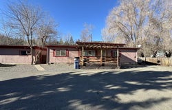 206 S WASHINGTON ST, Canyon City, OR 97820