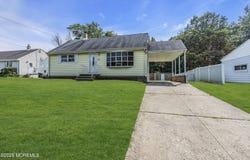 36 Parkview Drive, Hazlet, NJ 07730