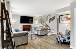 8121 Bromley Place, Indianapolis, IN 46219
