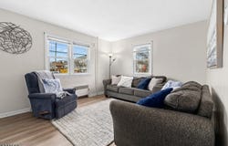 95 Huron Ave, Clifton City, NJ 07013-2952