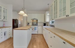 4905 HARTSON, Kyle, TX 78640