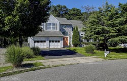 445 Vista Court, Brick, NJ 08724