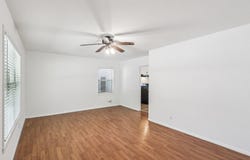 1202 Debus DR, Taylor, TX 76574