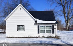 3080 E Linn Avenue, IN 47805