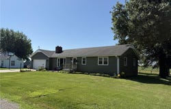 605 Queen Street, King City, MO 64463