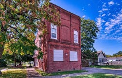 738 First St, Hendeson, KY 42420