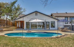 2910 S Country Club, Garland, TX 75043