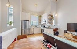 913 Duncan LN, Austin, TX 78705
