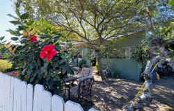 1923 Grismer Avenue, Burbank, CA 91504