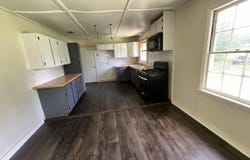 308 E Douglas, Jefferson, TX 75657