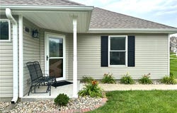 4705 N Creek Wood Drive, St Joseph, MO 64507