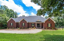 1771 Leon Ellis Road, Hull, GA 30646