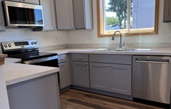 777 ST CHARLES ST, Eugene, OR 97402