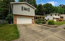 1423 Shanabrook Drive, Akron, OH 44313