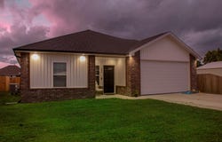 985 W Maurice Street, Bolivar, MO 65613