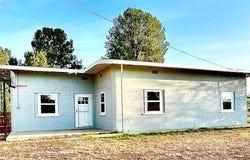 1406 N 7th St, Alpine, TX 79830