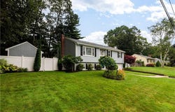 85 Stillwater Drive, Warwick, RI 02889