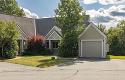 33 Wintercroft Circle, Grantham, NH 03753