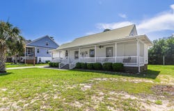 321 NE 60th Street, Oak Island, NC 28465