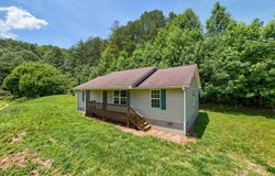 42 Leonard Davis Road, Robbinsville (Graham), NC 28771