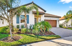 17245 STAR BANKS ST, WIMAUMA, FL 33598