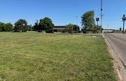 2508 Pipestone Road, Benton Harbor, MI 49022