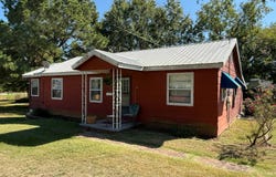 114 Belt Ave, Eufaula, OK 74432