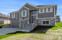 12414 Adam Street, Excelsior Springs, MO 64024