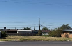 1608 E 42nd St, Odessa, TX 79762