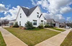402 S Market Street, Benton, AR 72015