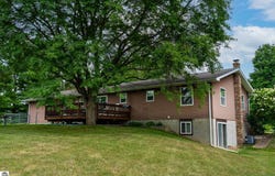 554 S Bamber Road, Mt Pleasant, MI 48858