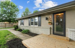 105 N Ellen Street, Nixa, MO 65714