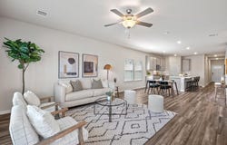 207 El Capitan LOOP, Dripping Springs, TX 78620