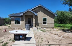 2589 Rosita Valley Rd., Eagle Pass, TX 78852