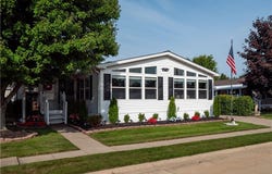 8 Emerald Lane, Olmsted Twp, OH 44138