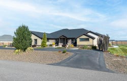 11807 Pelican Road, Pasco, WA 99301