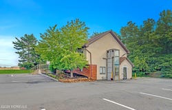 98 Craig Road, Manalapan, NJ 07726