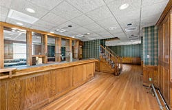928 Mclaughlin Run Rd, Bridgeville, PA 15017