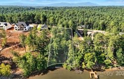 2620 Waterside Boulevard NW unit: 68, Valdese, NC 28690