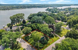 5701 Cove Circle, Monona, WI 53716