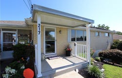 217 Barbara Dr, Kennedy Twp, PA 15136