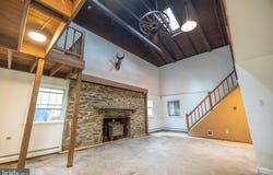 160 STONEY BANK ROAD, GLEN MILLS, PA 19342