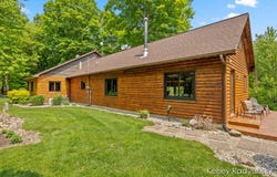3223 W 96th Street, Grant, MI 49327