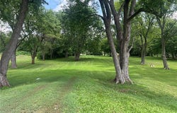 2501 S R D Mize Road, Independence, MO 64057