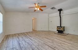 994 MOUNTAIN VALLEY Road, Edgewood, NM 87015