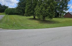 205 River Cliff, Brandenburg, KY 40108