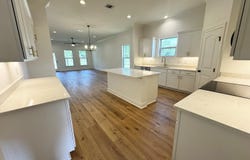 105 Crescent Row, Broussard, LA 70518